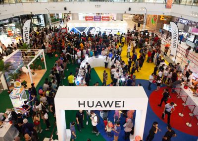 Huawei x Nerdunit at IOI City Mall 2018